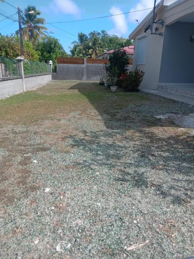 Villa Locations Saisonnieres Sainte-Anne  Esterno foto